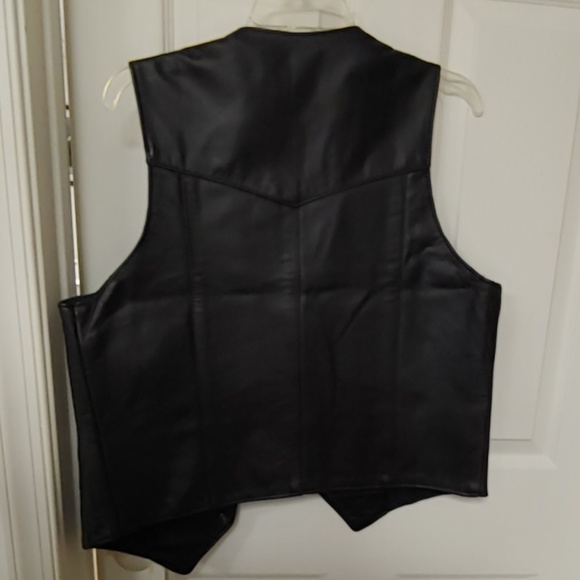 Black leather vest - Picture 3 of 3
